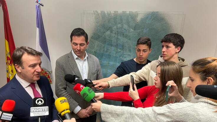 Hablamos con cuatro alumnos de los institutos de Tres Cantos que participan en el programa '4º de la ESO+Empresa' este 2025