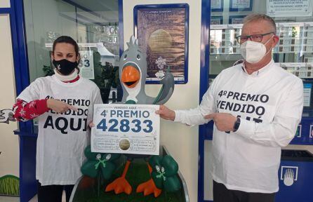 Cristina y José Eugenio Puerta, tras dar el 4º premio