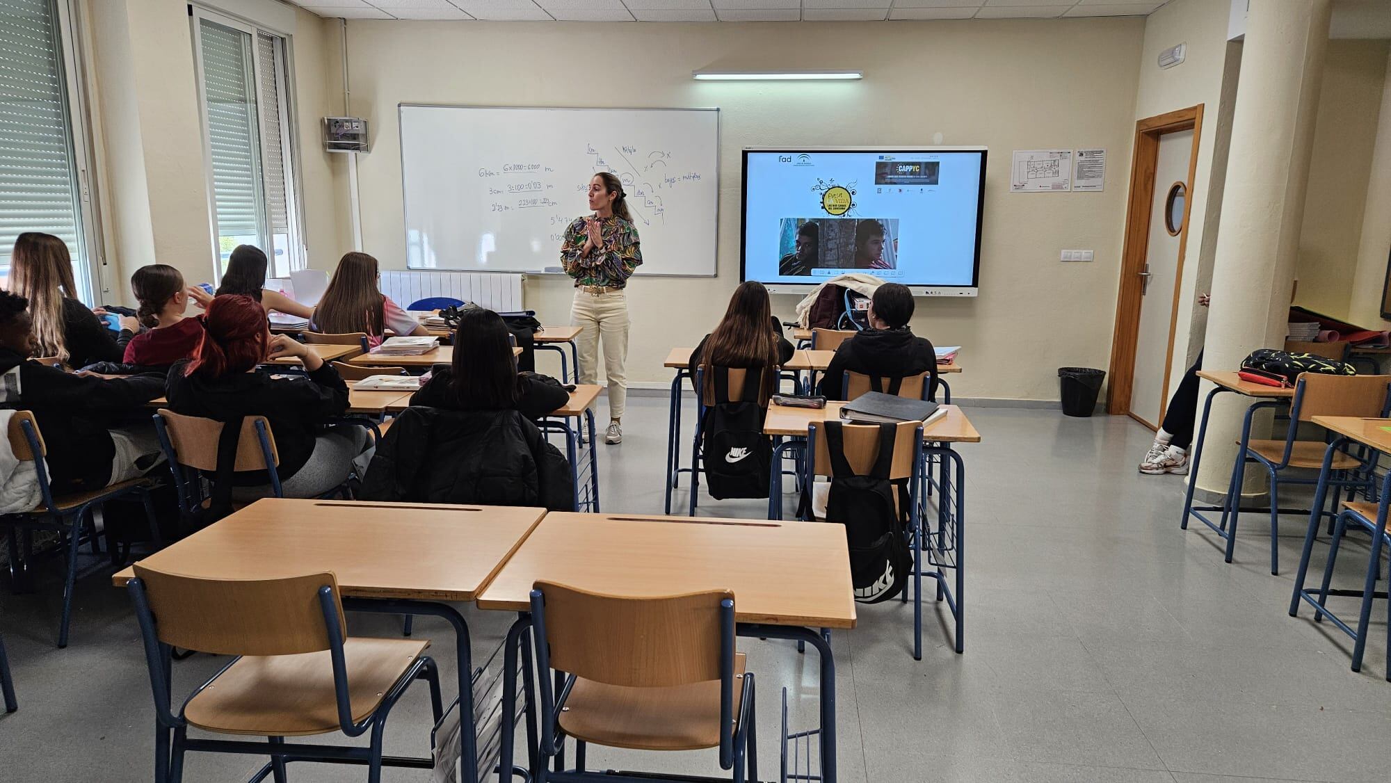 Momento del taller sobre prevención de drogas, impartido por María José Pérez