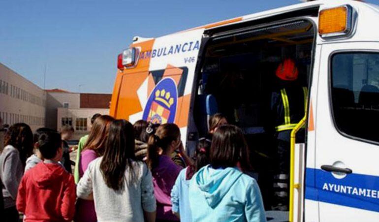 La nueva ambulancia se incorporará dentro de unos cinco meses