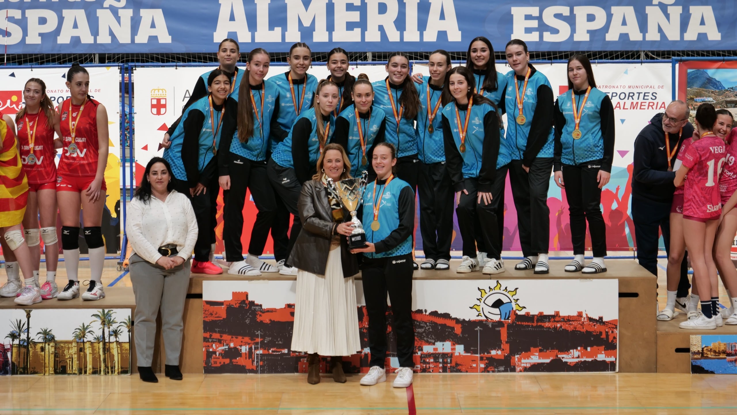 Cajamar Mintonette Almería gana la Copa de España femenina de Voleibol Cadete.