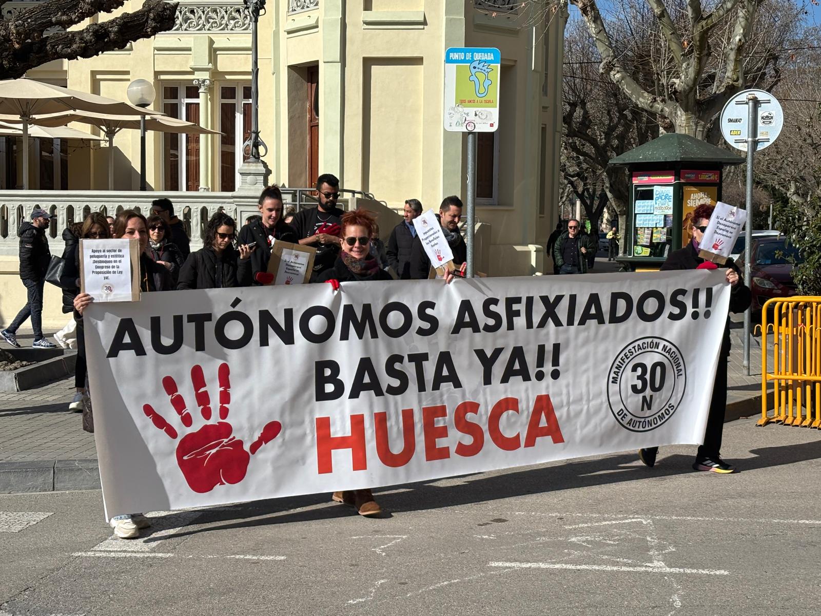 Cabecera de la manifestación de los Autónomos
