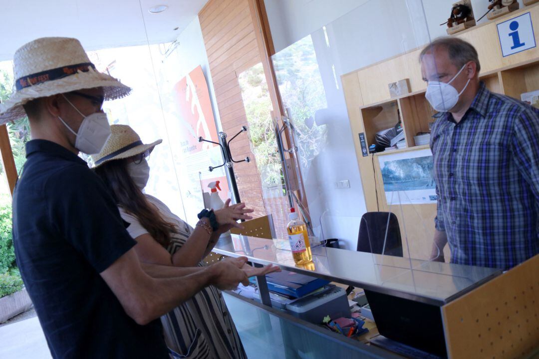 Las Cadenas Hoteleras aseguran que habrá más planta hotelera abierta de la que se pensaba en un principio