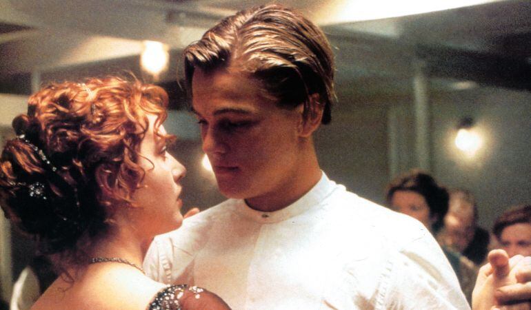 Kate Winslet y Leonardo Dicaprio durante el rodaje de Titanic.