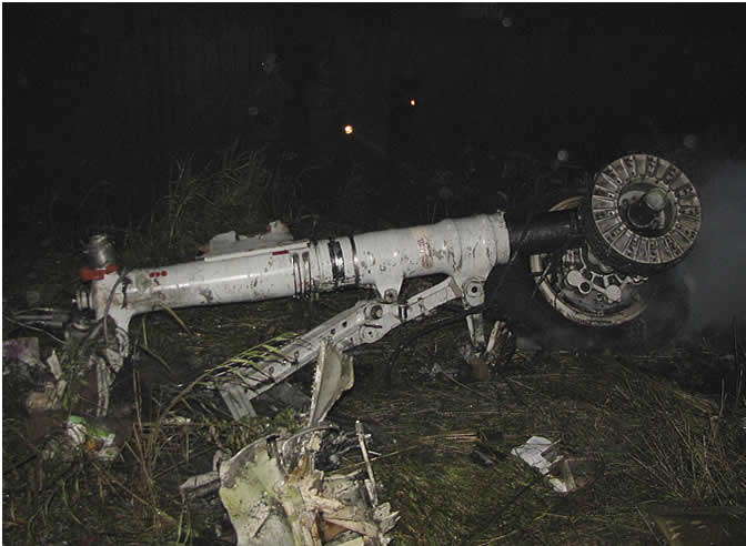 Al parecer, un fallo en la turbina derecha fue la causa del accidente del avión ruso