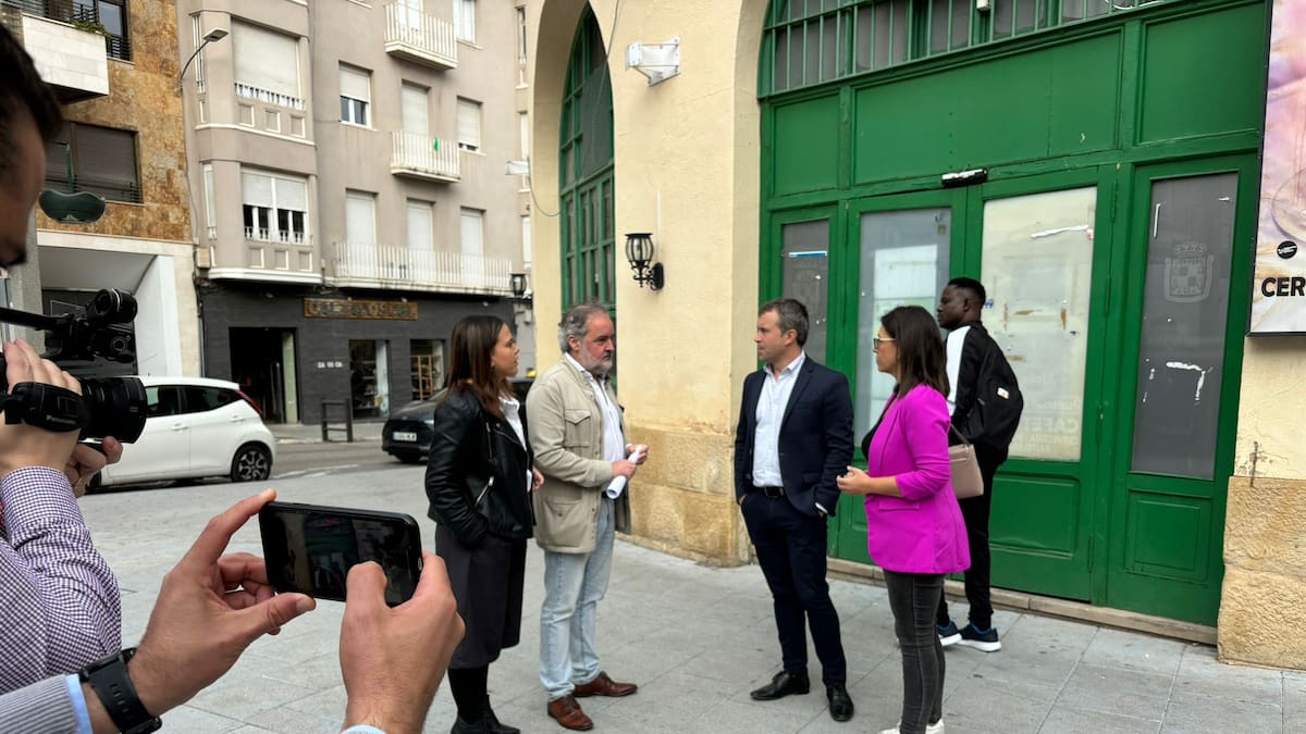 El PSOE de Jaén denuncia "lo mal que huele" el proceso de arrendamiento de la cafetería de la estación de autobuses