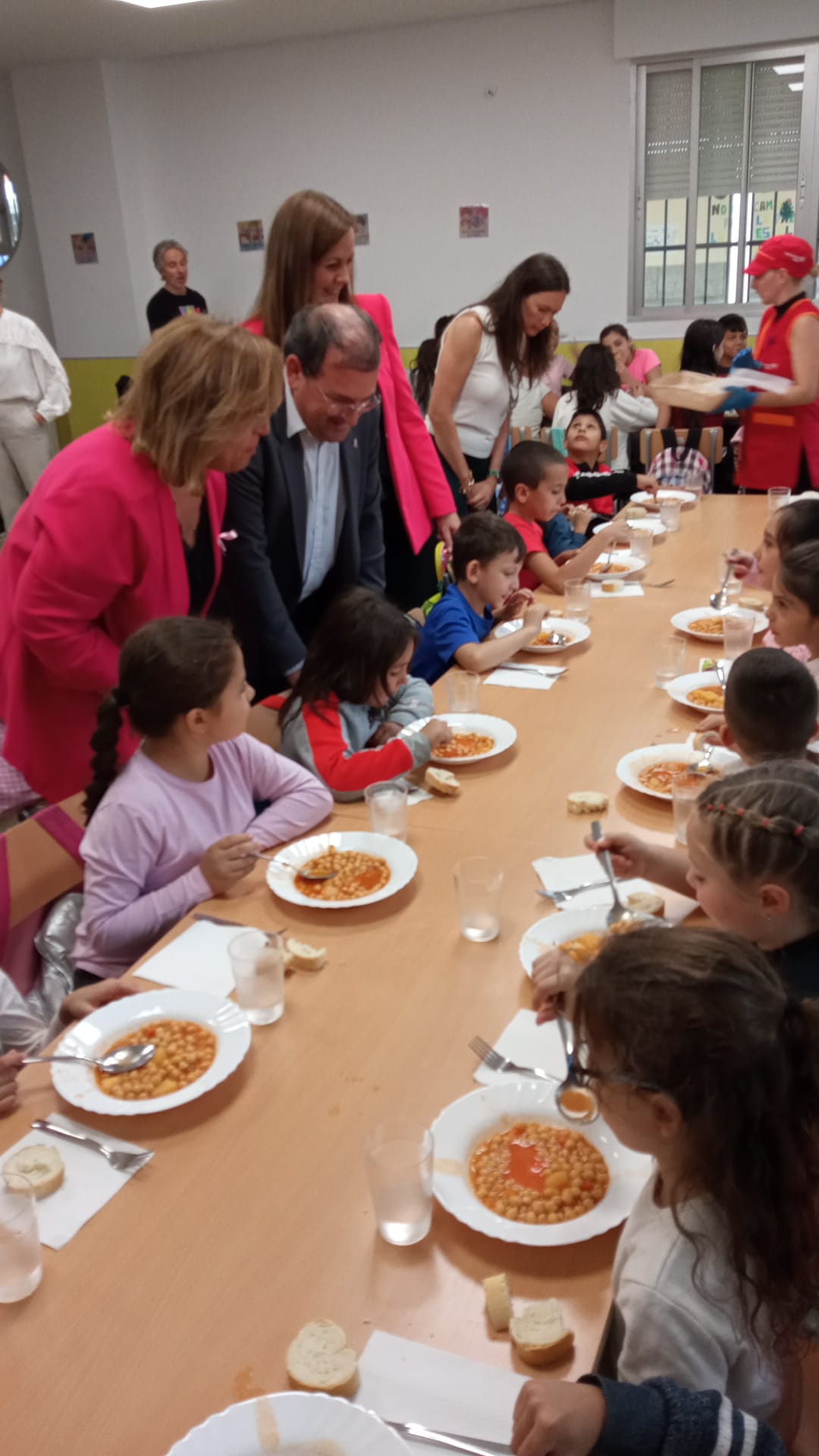 Inauguración del comedor escolar en el CEIP Menéndez Pelayo de Puertollano