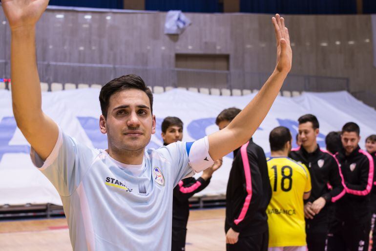 Dieqo Quintela se despide de la afición del Santiago Futsal