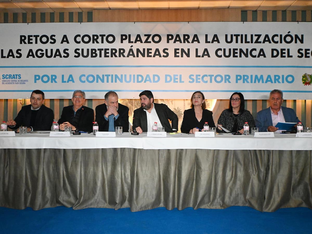 López Miras expresa preocupación ante el "recorte" del trasvase mientras las reservas de España están en máximos