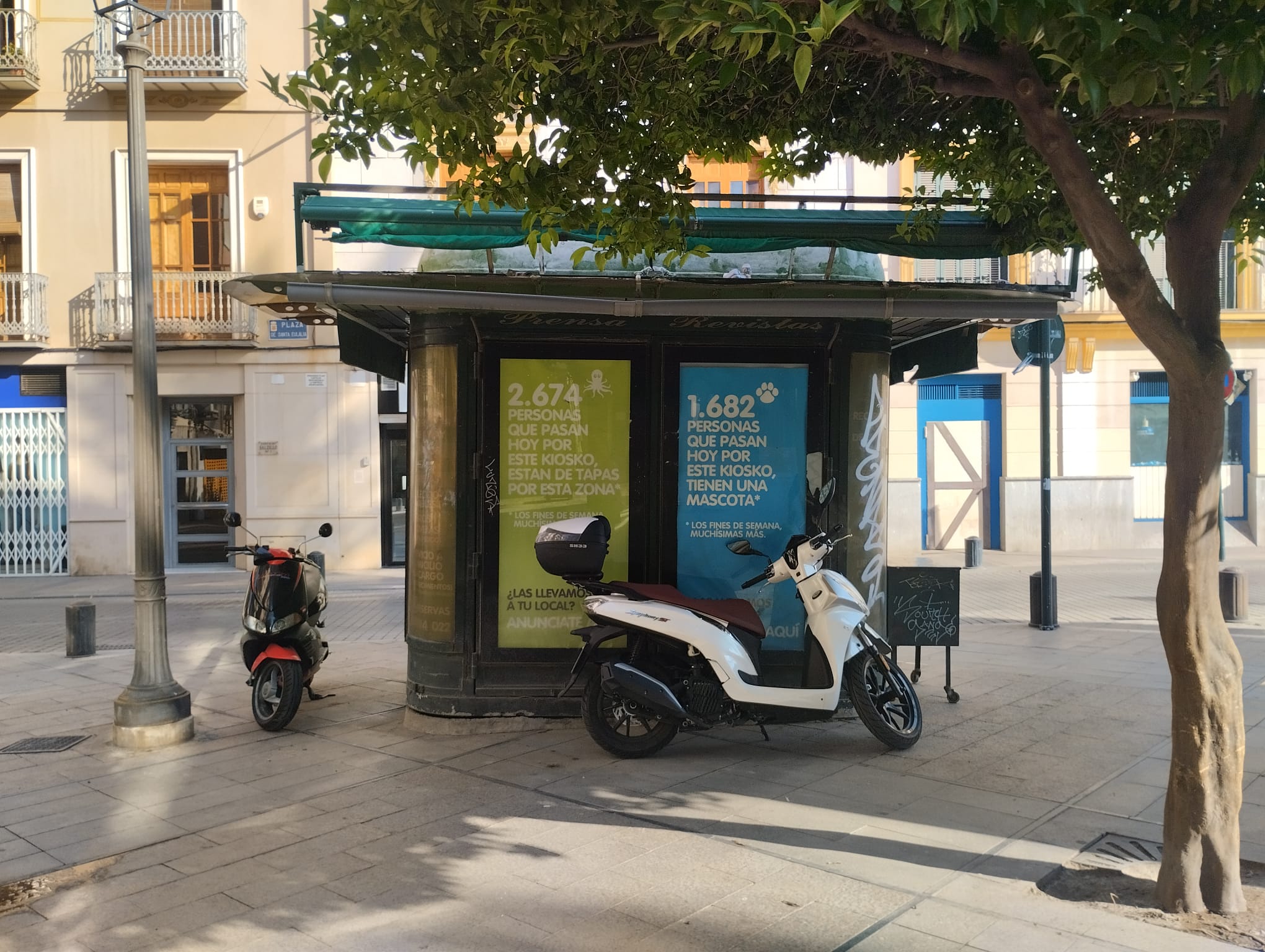 Kiosco cerrado en la Plaza de Santa Eulalia (Murcia), en una imagen de archivo