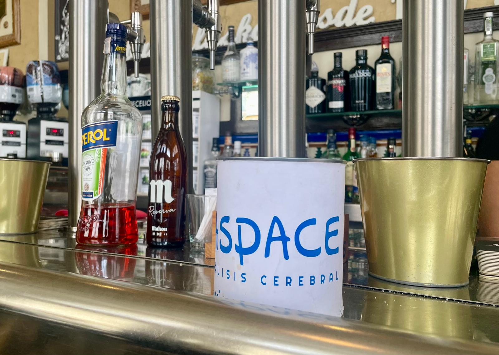 Hucha como la que han robado en otro establecimiento hostelero de la capital palentina