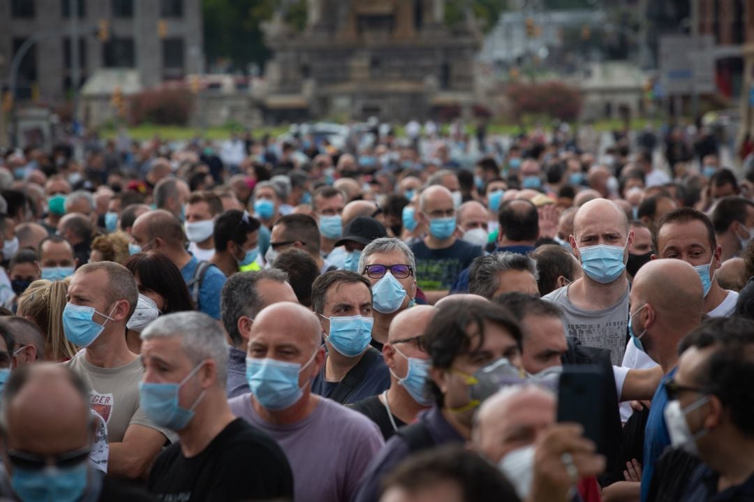 Una multitud se concentra en una manifestación de trabajadores de Nissan, el pasado 11 de junio.