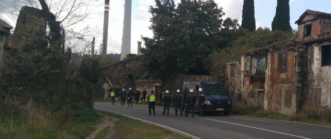 Operación antidroga en las viviendas de San José