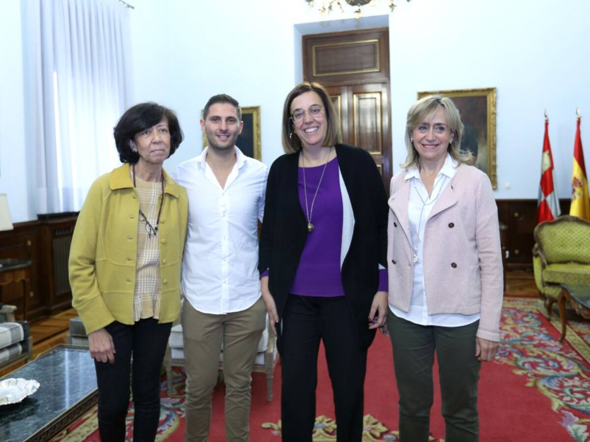 Jorge Rodríguez, premio al mejor expediente académico de su promoción de la Escuela de Enfermería
