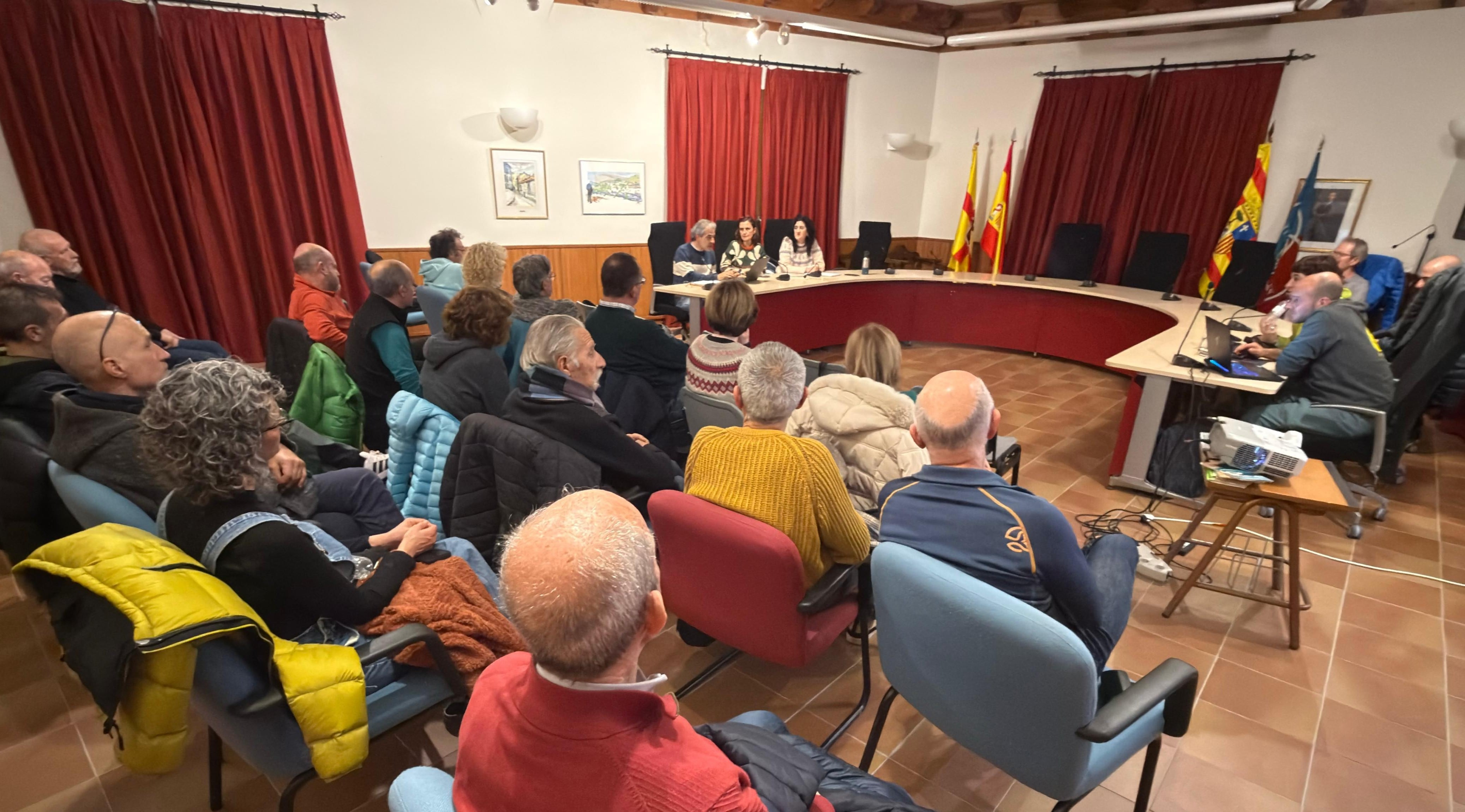 Asamblea de socios del Club de Montaña Nabaín
