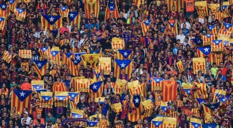 El conflicto de las esteladas tiene visos de enquistarse y una vez acabe la vía de las sanciones, la UEFA podría cerrar el Camp Nou