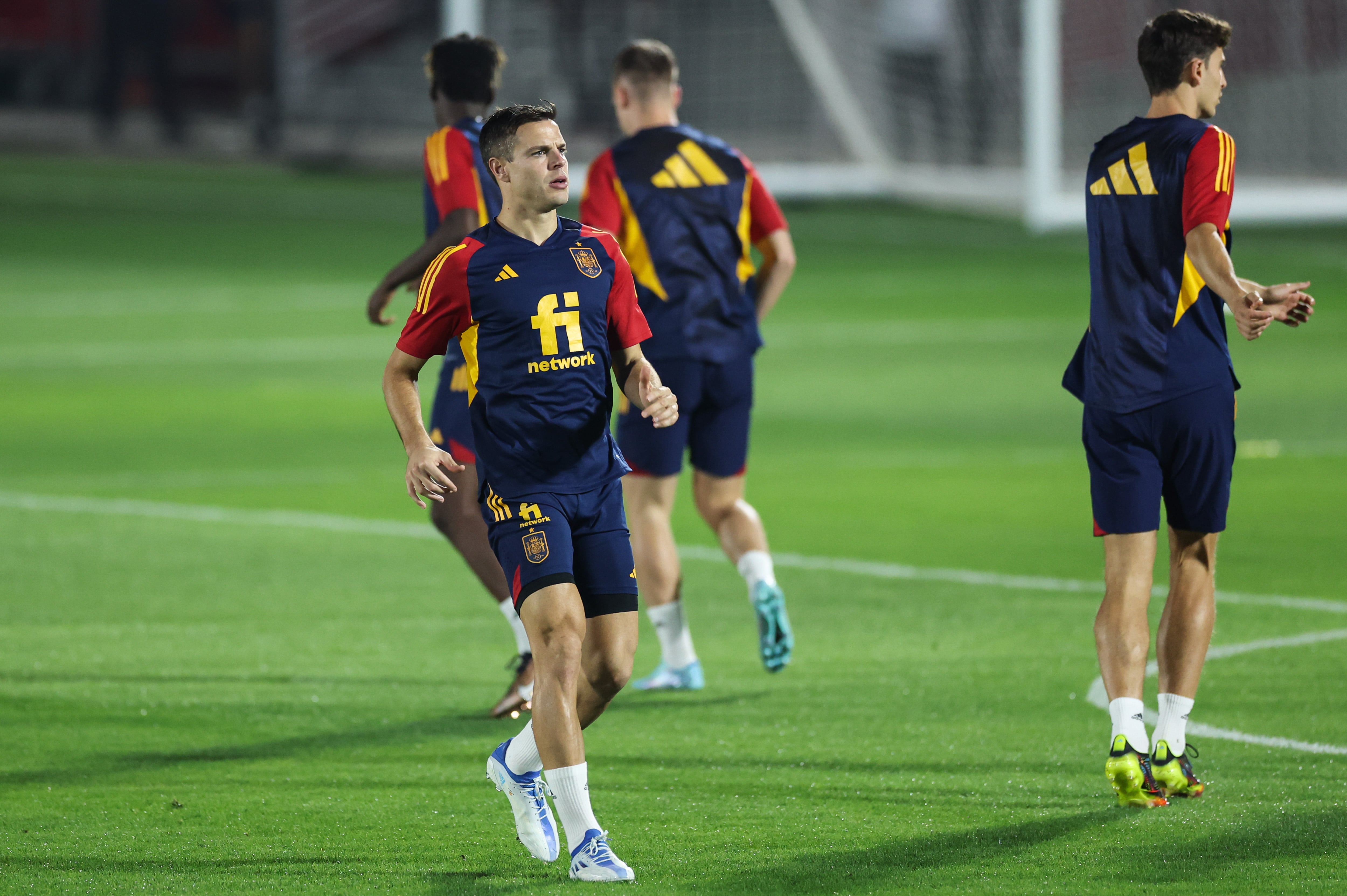 Azpilicueta, durante un entrenamiento con la selección española.