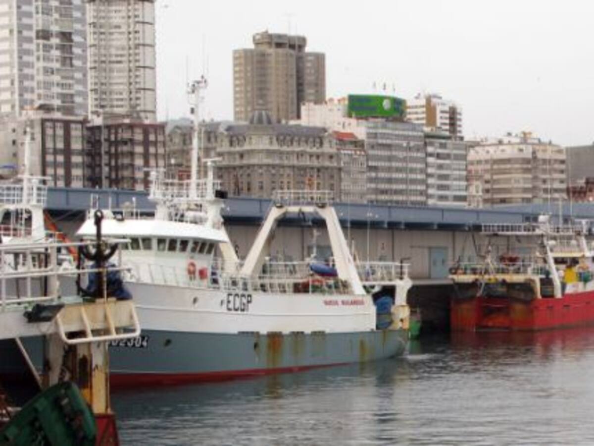 Unos 60 barcos que operan en A Coruña se verán afectados por los descartes