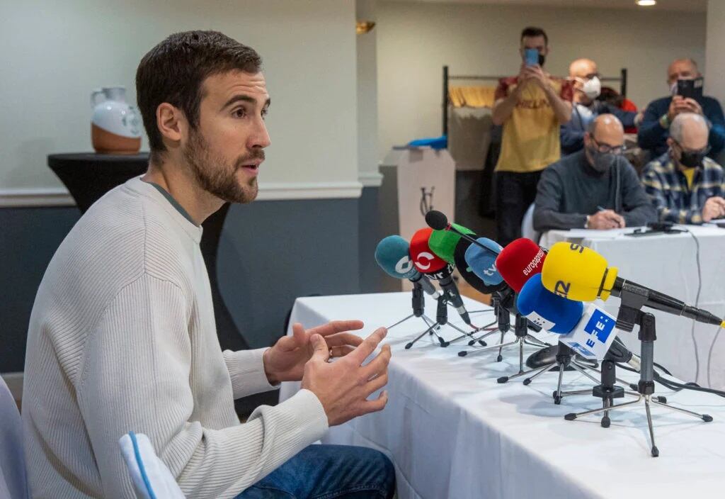 Carlos Molina ya está en casa. EFE