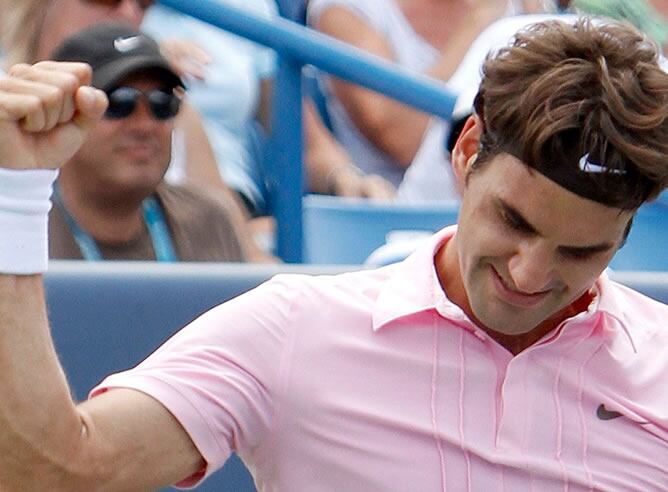 Federer celebra la victoria