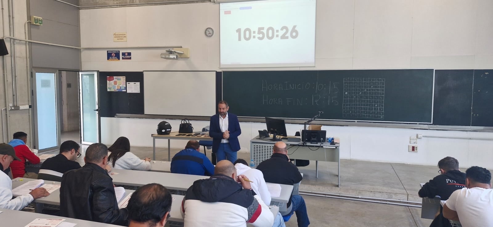 El director general de Movilidad y Transportes, José Antonio Verdú, durante las pruebas de la última convocatoria del CAP