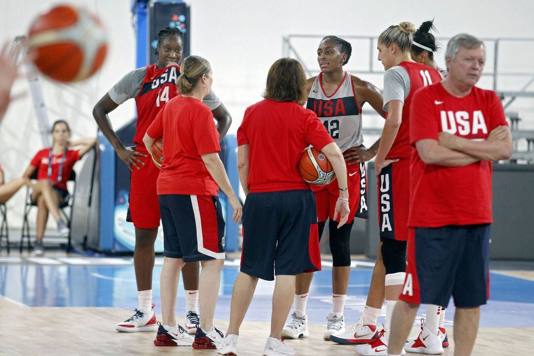 El equipo americano, durante un entrenamiento