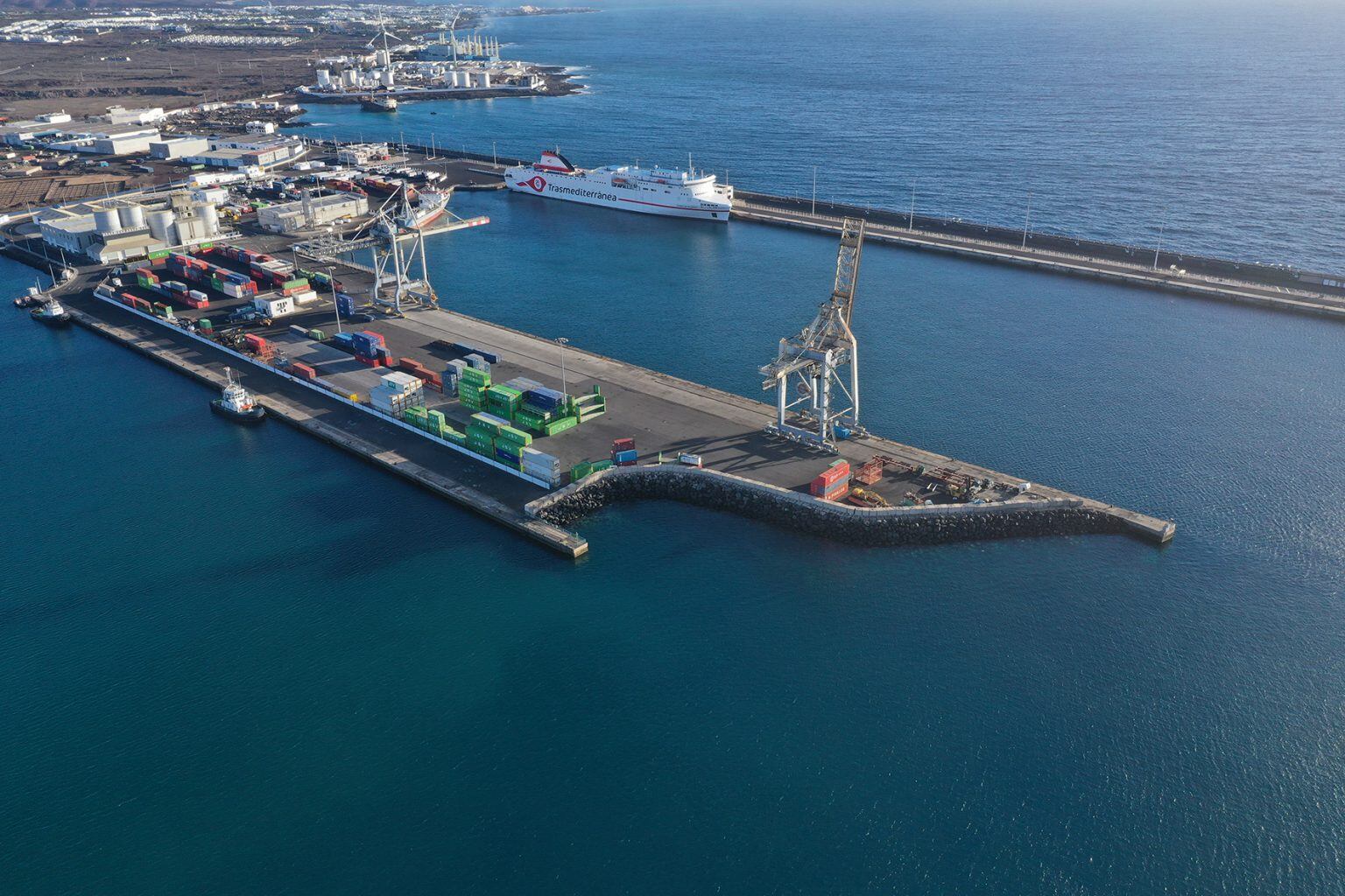 Puerto de Los Mármoles en Arrecife, Lanzarote.