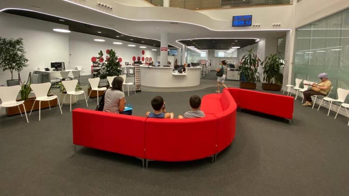 San Sebastián de los Reyes atenderá por las tardes a las familias solicitantes de becas escolares