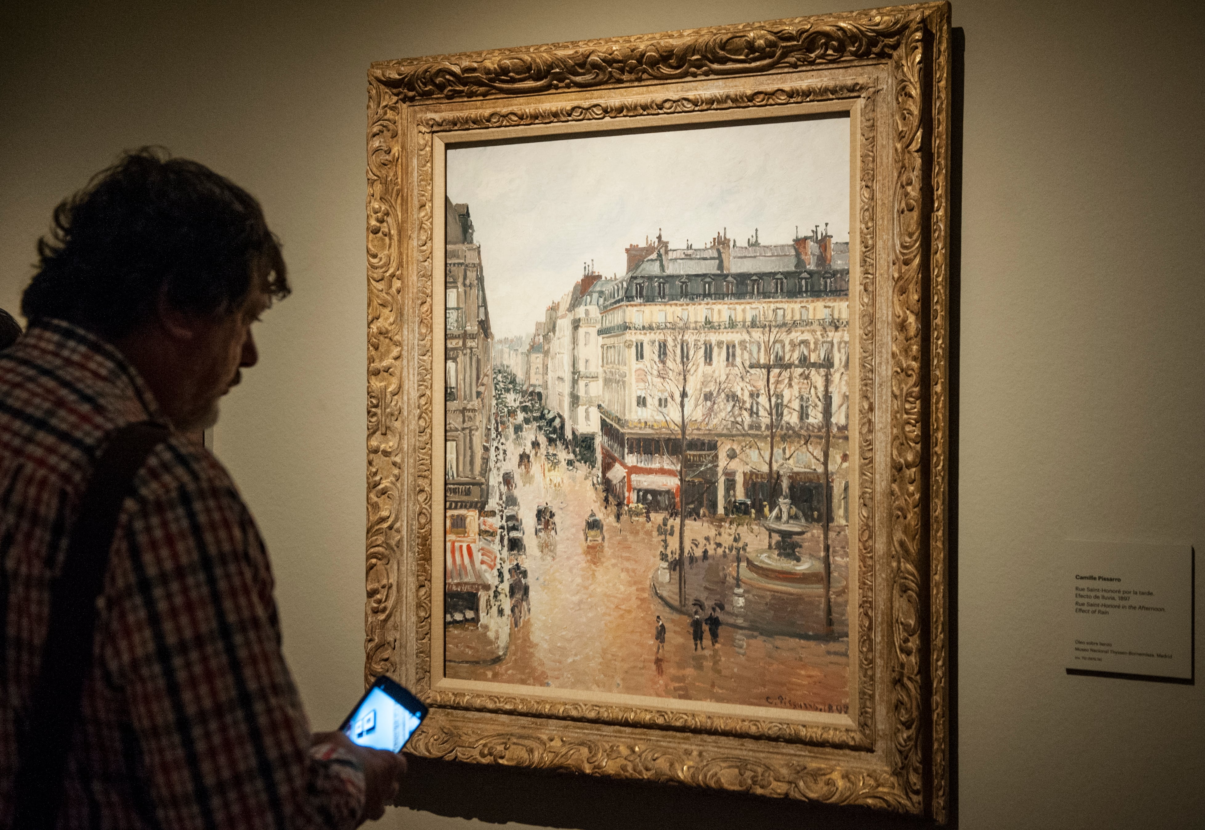 El cuadro &#039;Rue St. Honoré en la Tarde, Efecto Lluvia&#039; de Camille Pissarro