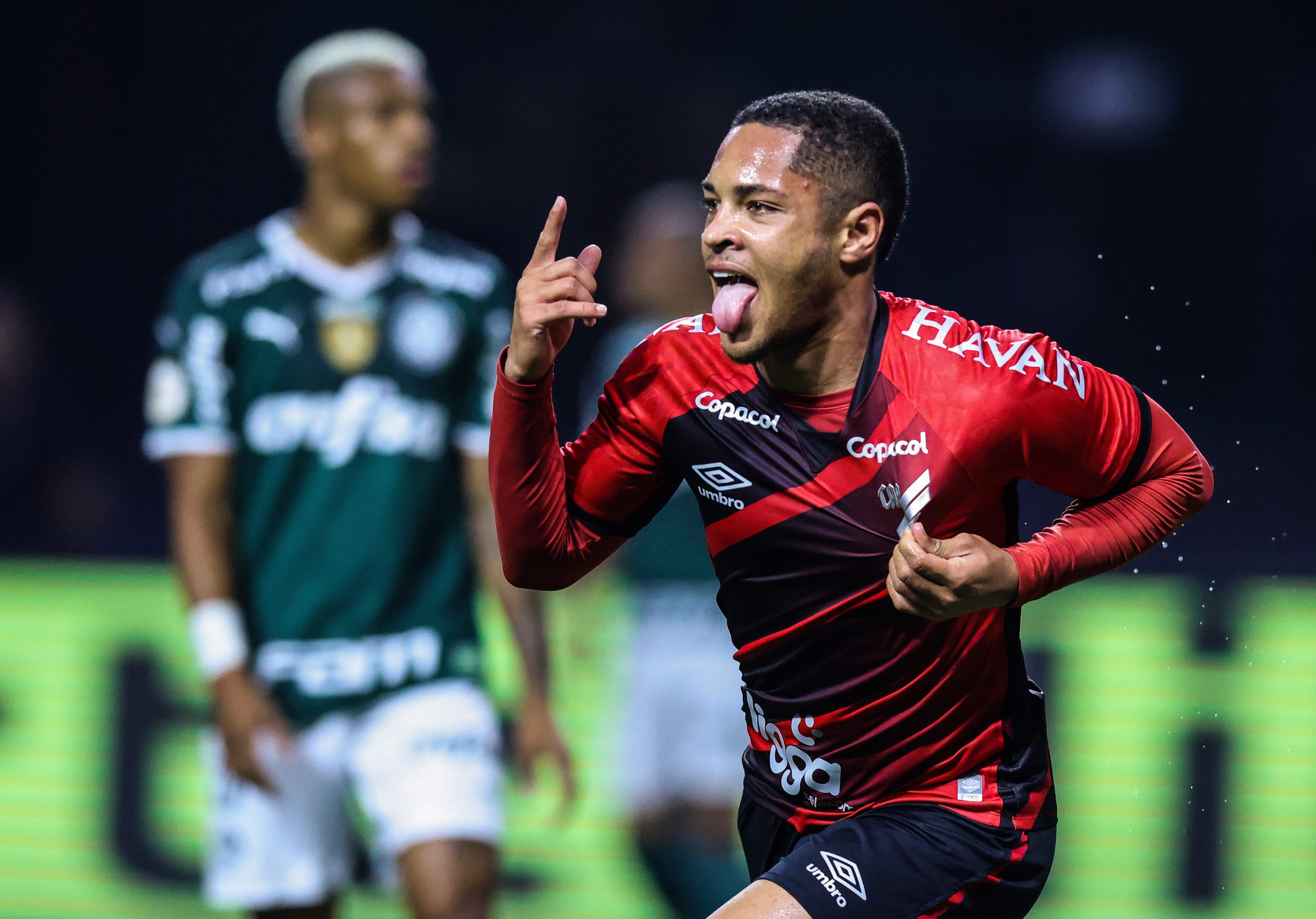 Vitor Roque ya ha firmado su vinculación con el FC Barcelona. (Photo by Alexandre Schneider/Getty Images)