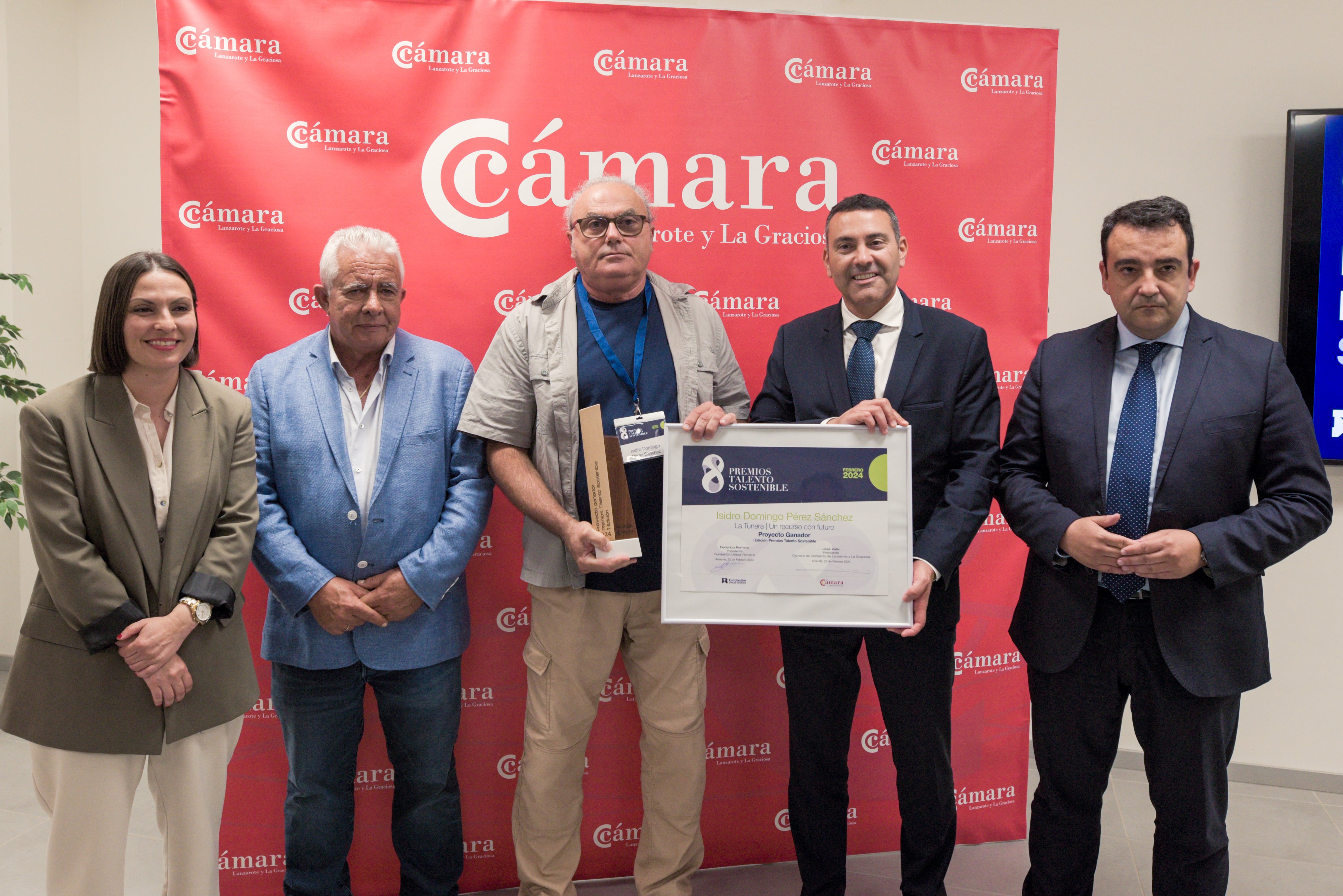 Entrega del Premio Talento Sostenible a Isidro Domingo Pérez en Lanzarote.