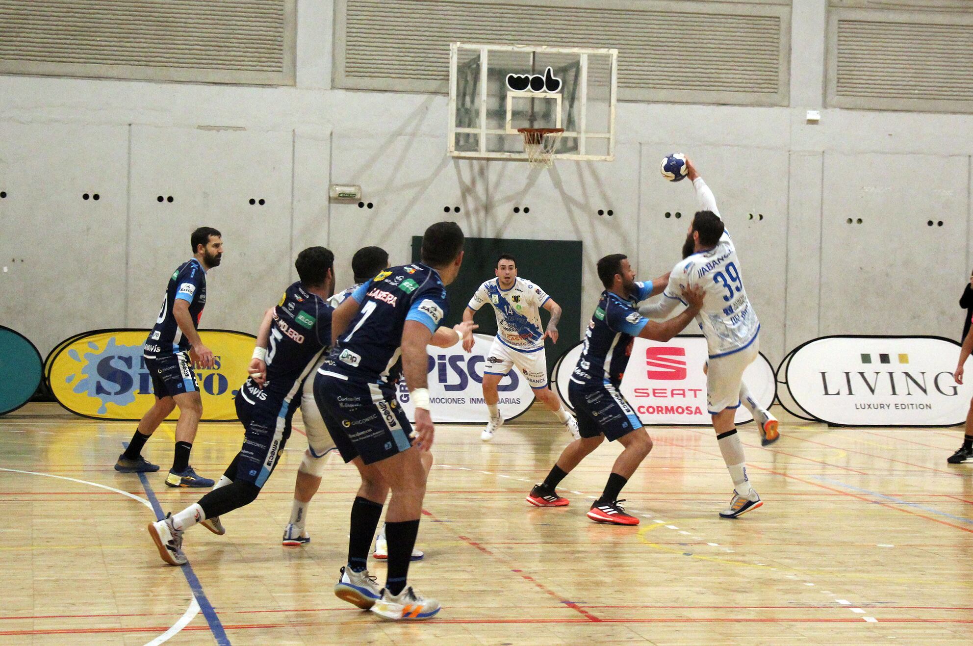 El Trops Málaga a un paso de hacer historia en la promoción de ascenso a la Asobal