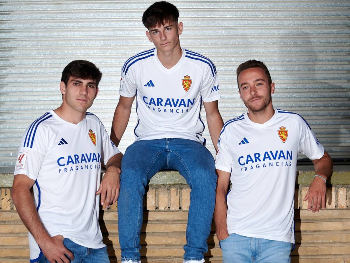 El Real Zaragoza enseña su nueva piel
