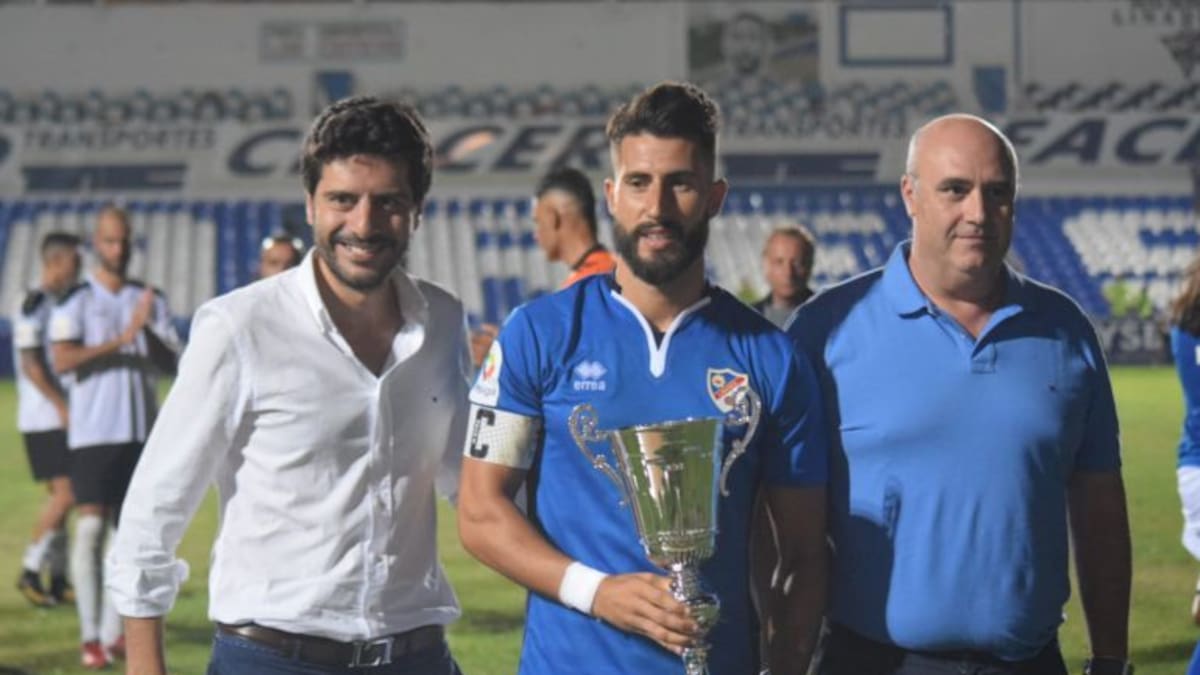 Real Jaén y Linares Deportivo ensayan hoy el arranque de temporada en 3ª