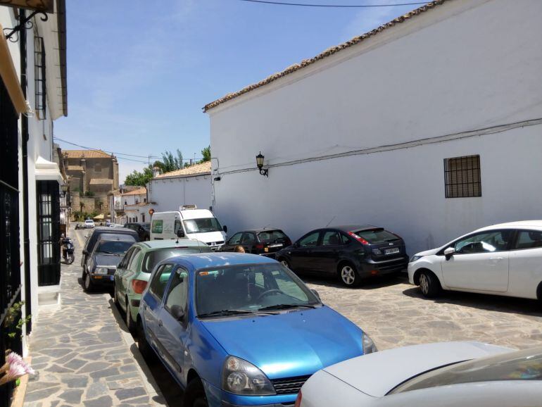 Los vecinos sin autorización para aparcar en estas zonas se sienten menospreciados