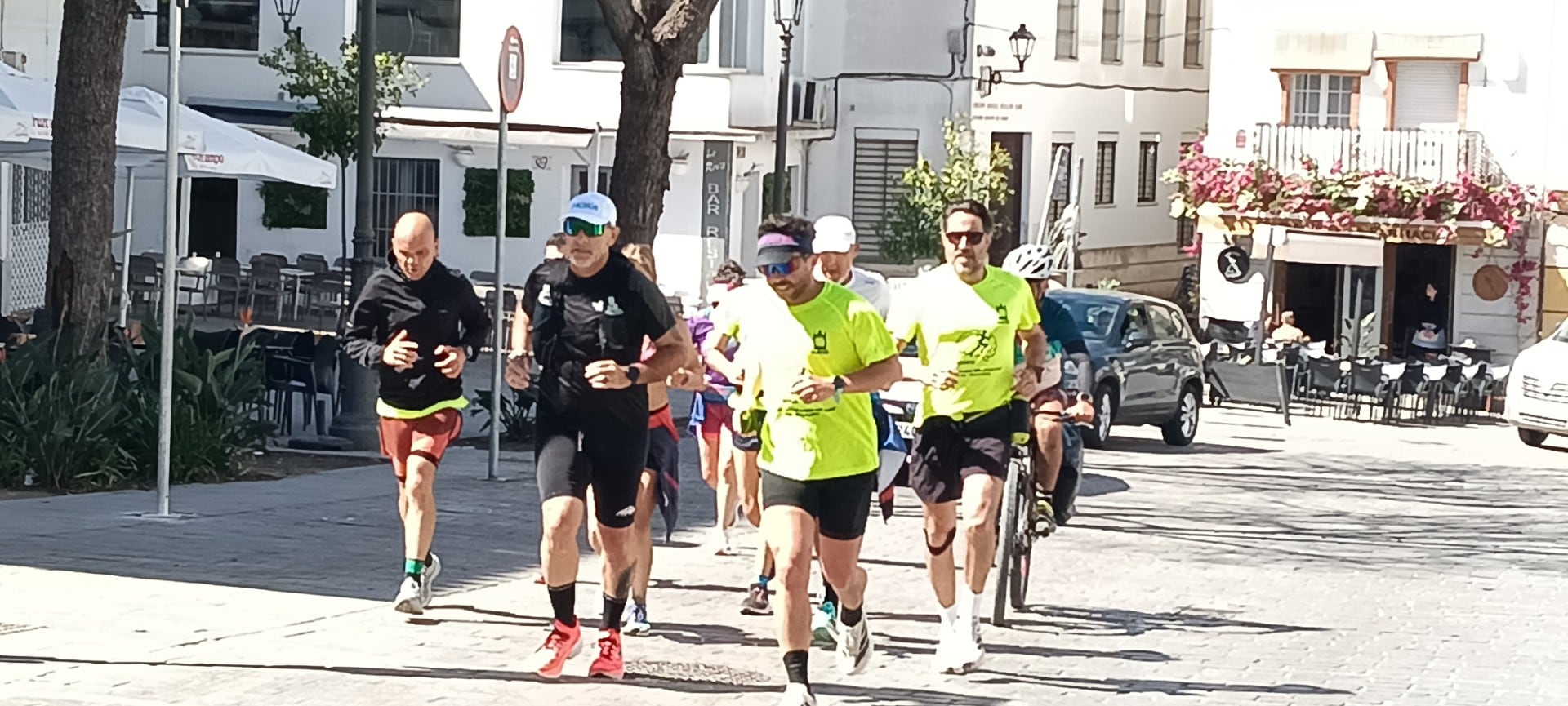 Llegada a Jerez de la carrera solidaria en favor de la Asociación de Daño Cerebral de Cádiz (Adacca)
