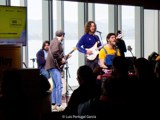 Actuación de Pablo Solo en el Centro Botín de Santander.