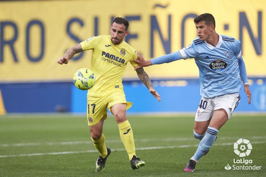 Carlos Domínguez durante un partido de Liga ante el Villarreal