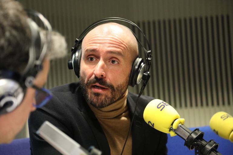 El consejero Jaime de los Santos durante su entrevista en La Ventana de Madrid