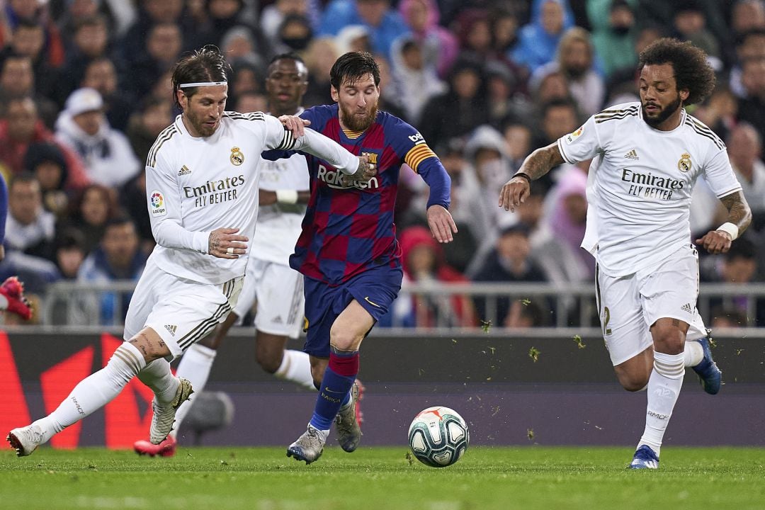 Ramos, Messi y Marcelo, en un Clásico entre Real Madrid y Barcelona.