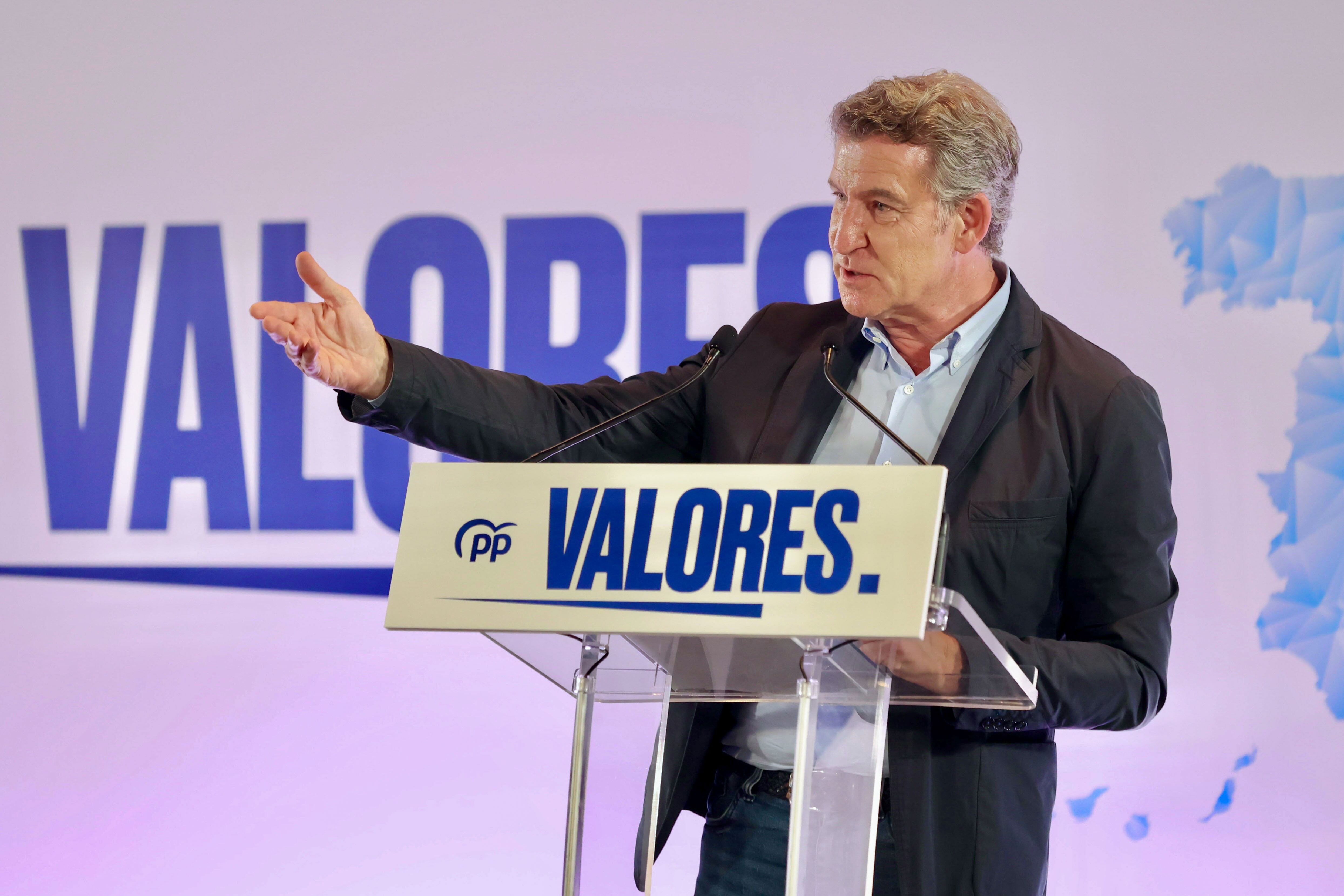 LOGROÑO, 03/06/2025.- El presidente del PP, Alberto Núñez Feijóo, interviene en un acto público este martes en Logroño para presentar su candidatura a la reelección como líder del partido. EFE/Raquel Manzanares
