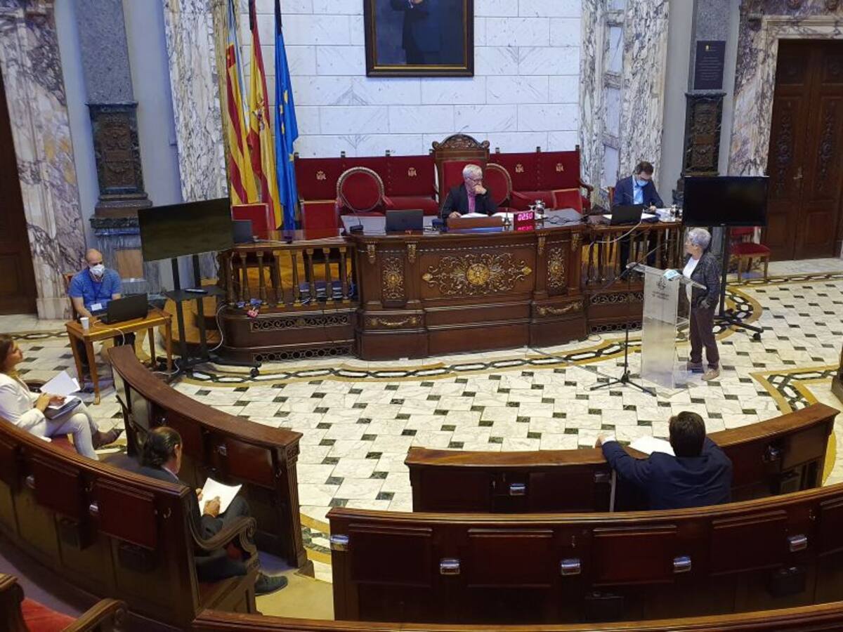 El borrador del acuerdo para reconstruir València pide tener "visión metropolitana" y "aparcar la crispación"