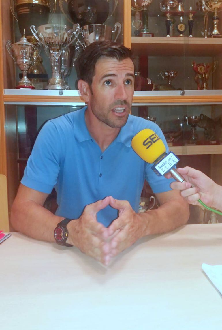 David Albelda confía en salir elegido presidente por la asamblea de la FFCV