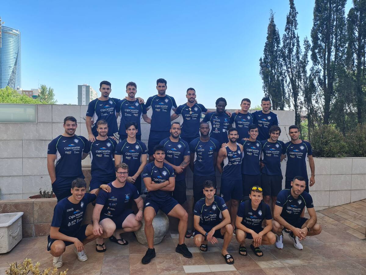 Cara y cruz para el Tenerife Cajacanarias en su lucha por la permanencia en División de Honor