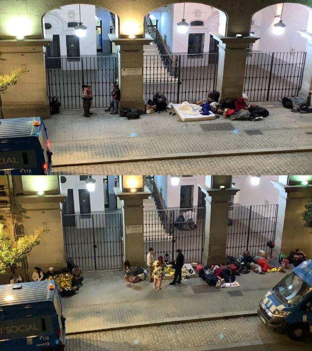 Varias familias pasan la noche frente a las puertas del SAMUR Social. Arriba la noche del miércoles y abajo la noche del jueves.