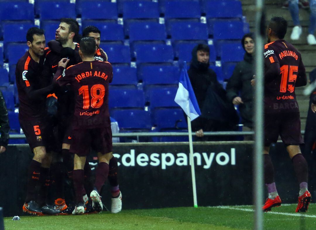 Gerard Piqué, en Cornellá.