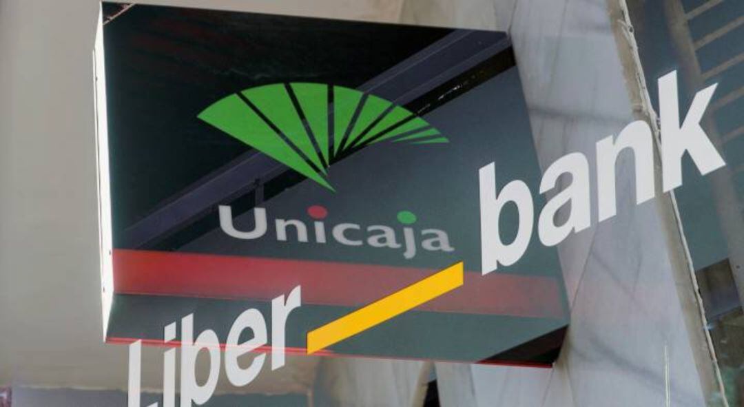 Unicaja Banco y LiberBank en una imagen de archivo