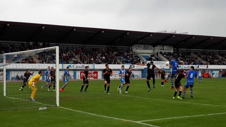 Una imagen del encuentro de la pasada temporada ante los sorianos en El Montecillo.