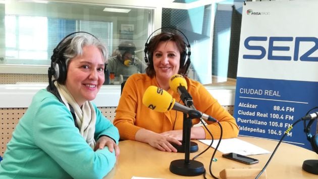 Patricia Franco en los estudios de la Cadena SER de Ciudad Real