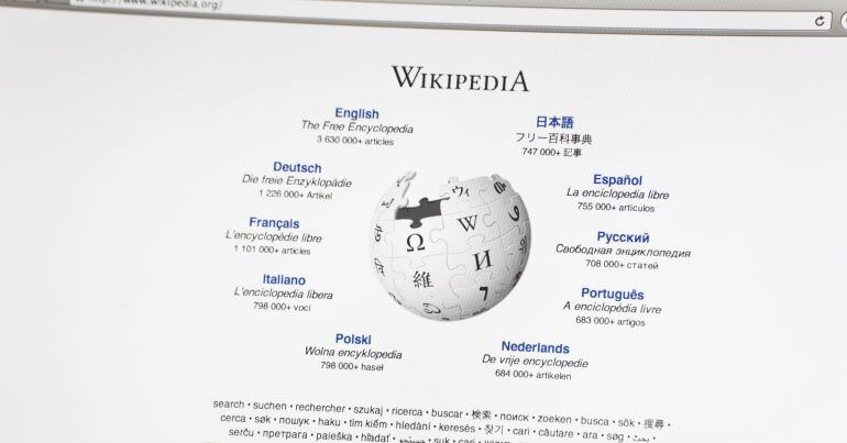 La Wikipedia es una enciclopedia libre que se edita en  más de 270 idiomas